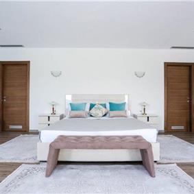 5 bedroom villa with two pools near Tivat, sleeps 10
